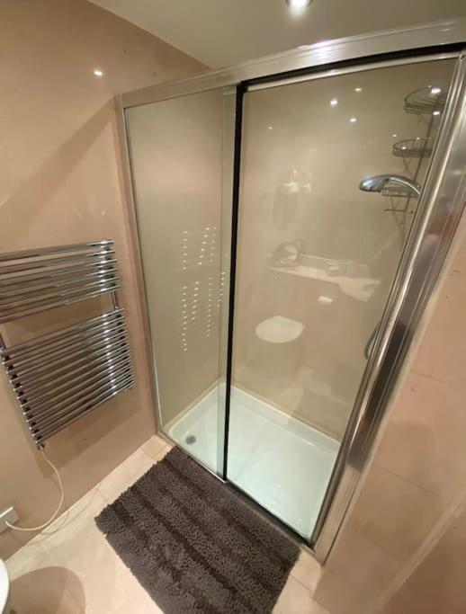 Spacious Flat In The Most Desirable Area Of לונדון מראה חיצוני תמונה